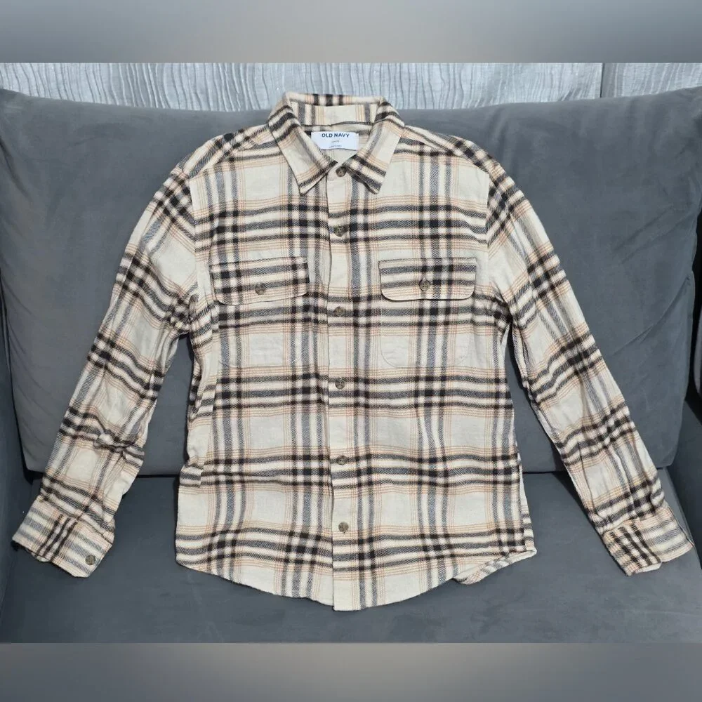 Old Navy Boys Long Sleeve Button-Up Shirt Size L (10–12) – Excellent Condition